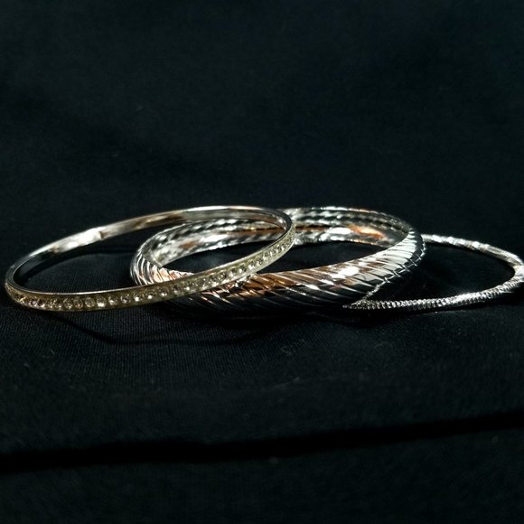 Full of Life Fashions Jewelry - 3 Silver Tone Rhinestone Fashion Jewelry Bangles